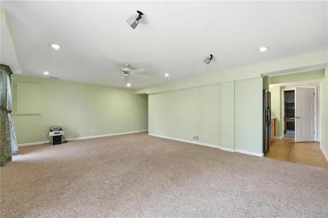 $379,000 | 4821 Southwest Davis Drive, Lee's Summit, MO 64083