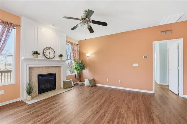 $379,000 | 4821 Southwest Davis Drive, Lee's Summit, MO 64083