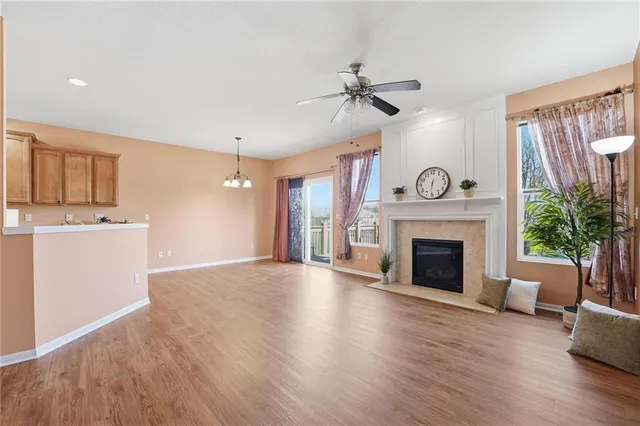 $379,000 | 4821 Southwest Davis Drive, Lee's Summit, MO 64083