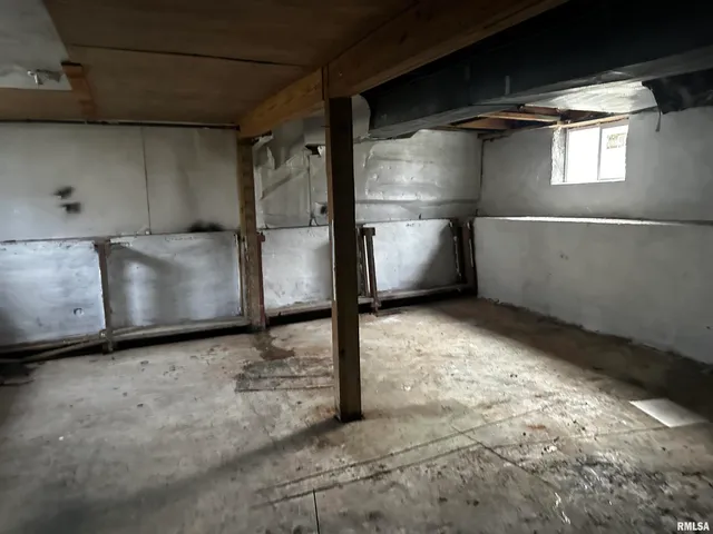 $44,900 | 800 East McKinley Street, Marion, IL 62959