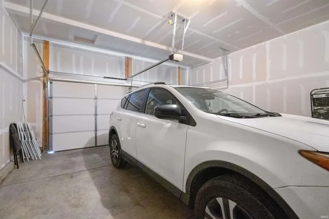 $449,900 | 17956 Hawaii Court, Westfield, IN 46074