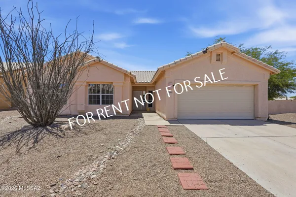 $1,895 | 10102 East Paseo San Bernardo, Tucson, AZ 85747