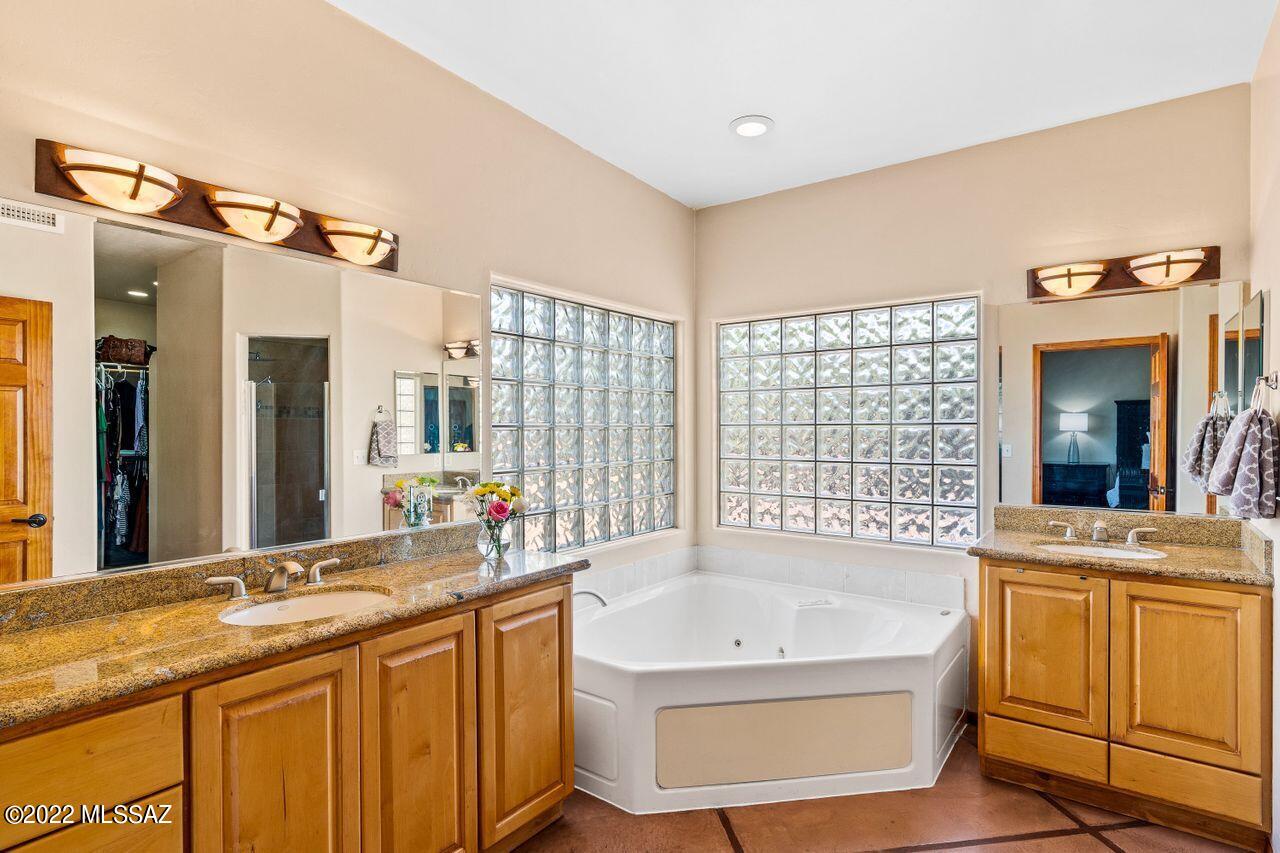 1022 North Vail View Road Vail, AZ 85641 - Photo 17 of 42 Gallery Image 17