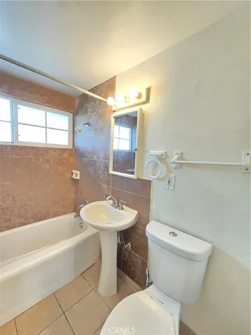 $2,275 | 2010 West Lumber Street, Lancaster, CA 93536