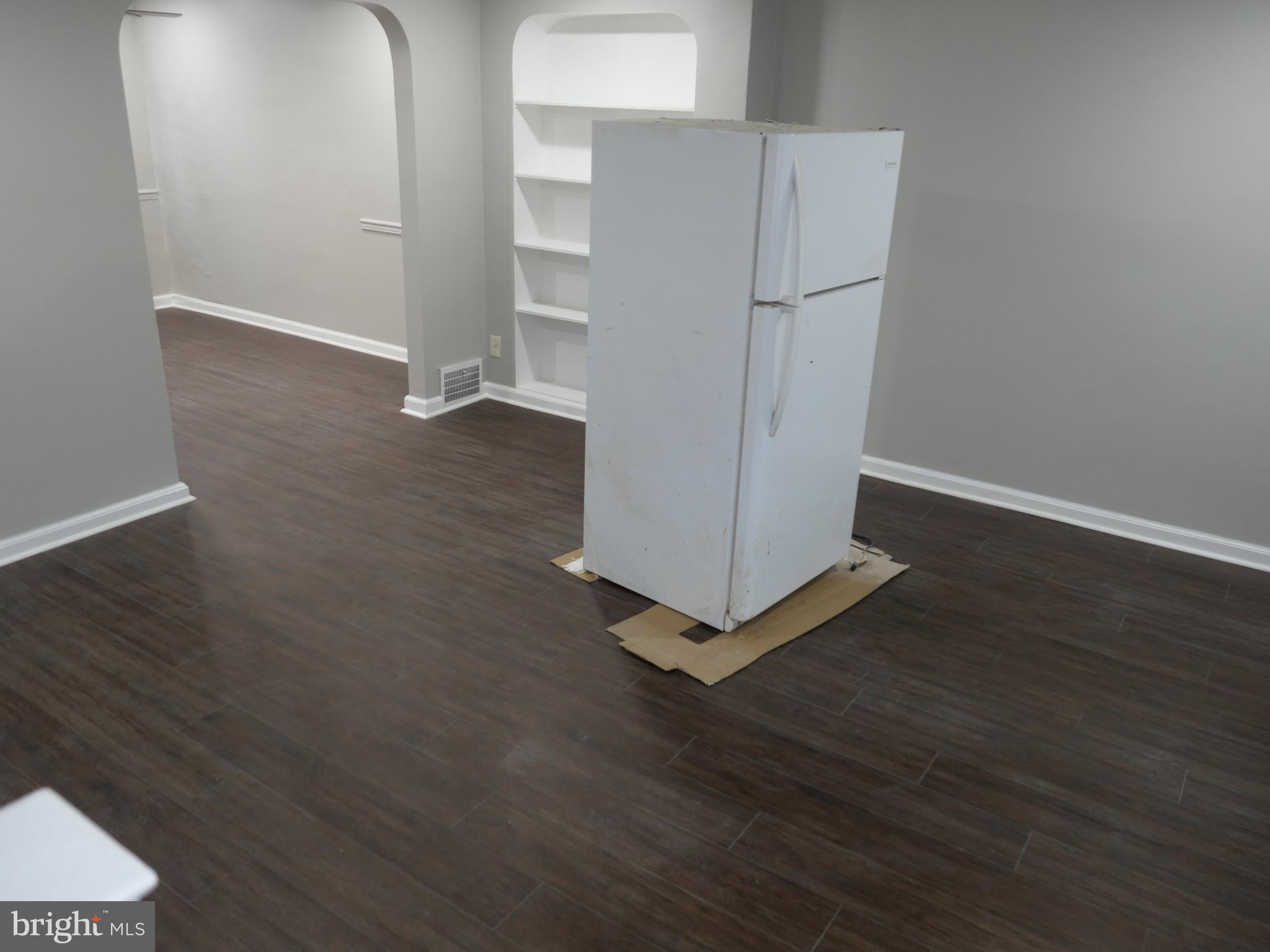 47 Springton Road Upper Darby, PA 19082 - Photo 2 of 18 Living Room