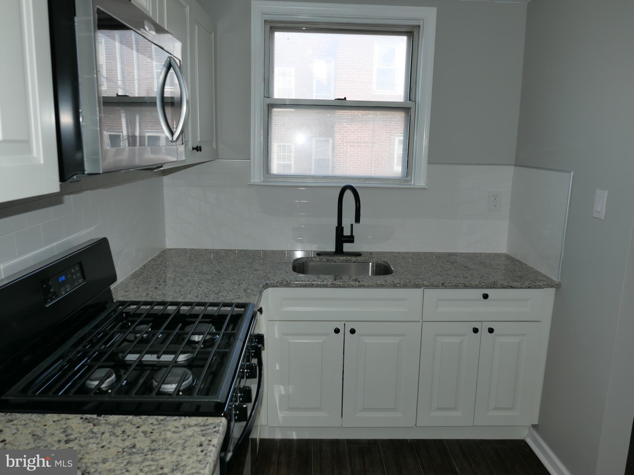 47 Springton Road Upper Darby, PA 19082 - Photo 5 of 18 Kitchen