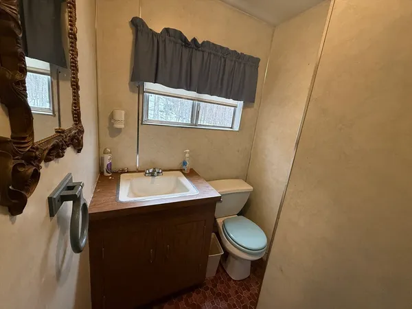 $85,000 | 23 East Brook Drive, Heath, MA 01346