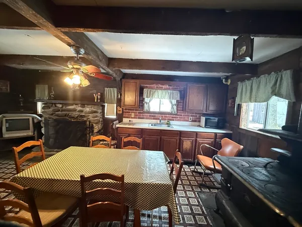 $85,000 | 23 East Brook Drive, Heath, MA 01346