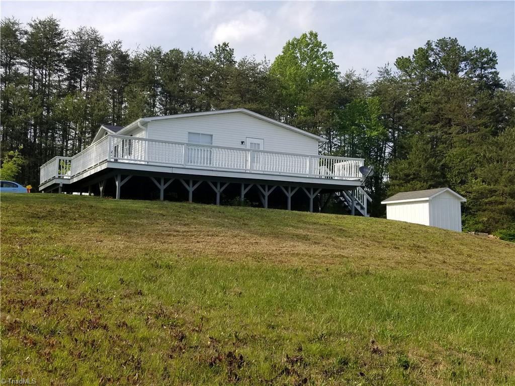 1309 Gordon Road Pinnacle, NC 27043 - Photo 13 of 41 View facing side deck