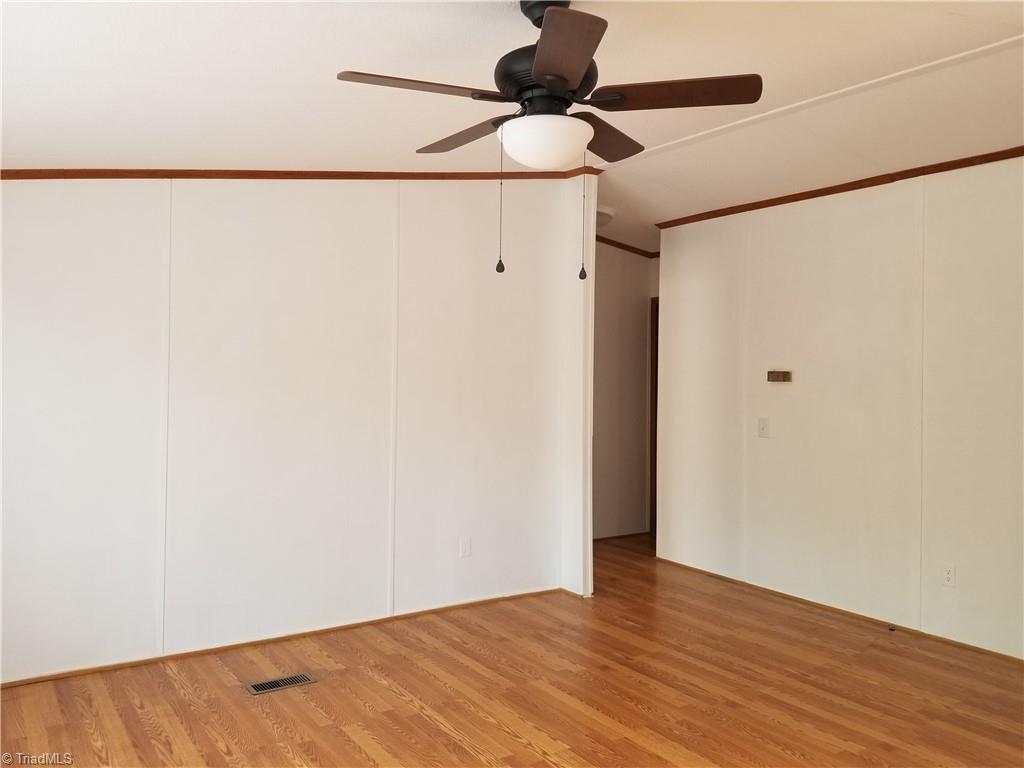 1309 Gordon Road Pinnacle, NC 27043 - Photo 28 of 41 Another view of Living Room