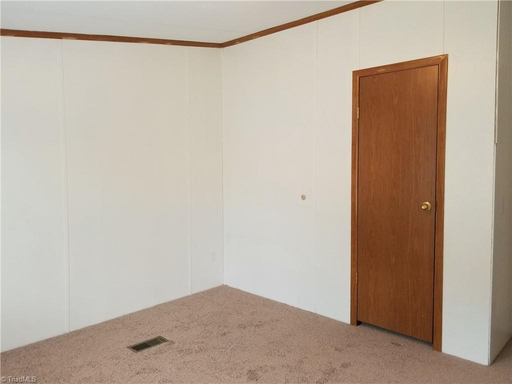 1309 Gordon Road Pinnacle, NC 27043 - Photo 30 of 41 View of 3rd Bedroom