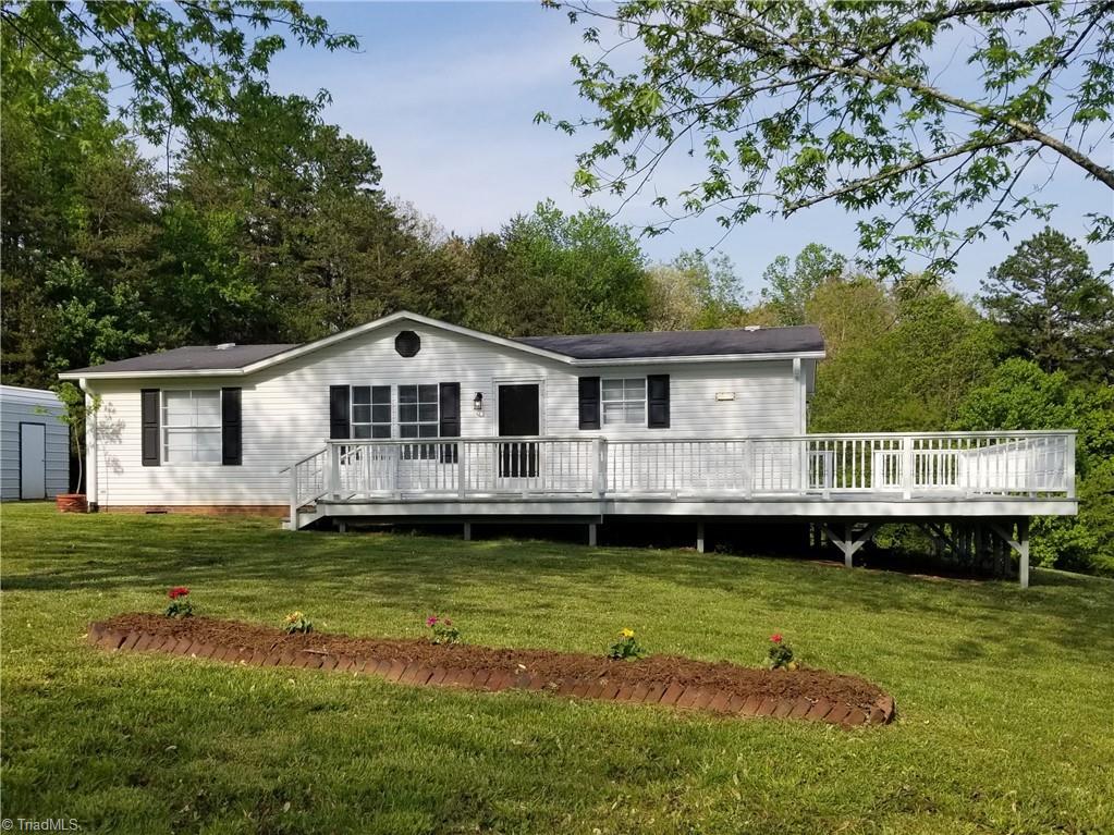 1309 Gordon Road Pinnacle, NC 27043 - Photo 4 of 41 View of front with huge front and side decks