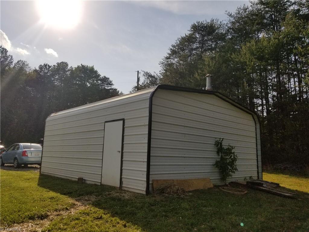 1309 Gordon Road Pinnacle, NC 27043 - Photo 32 of 41 Close up view of 21 x 24 double garage building