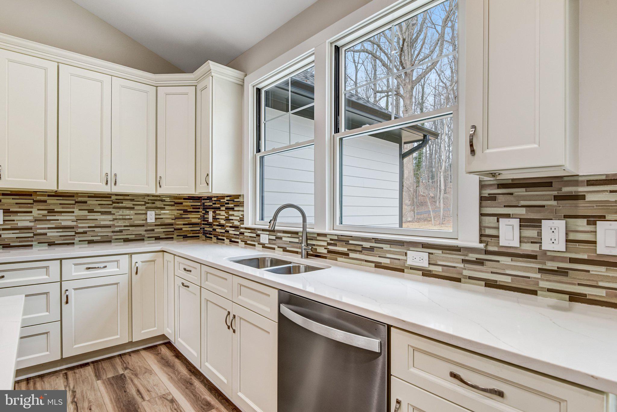 16220 Waterfall Road Haymarket, VA 20169 - Photo 14 of 44