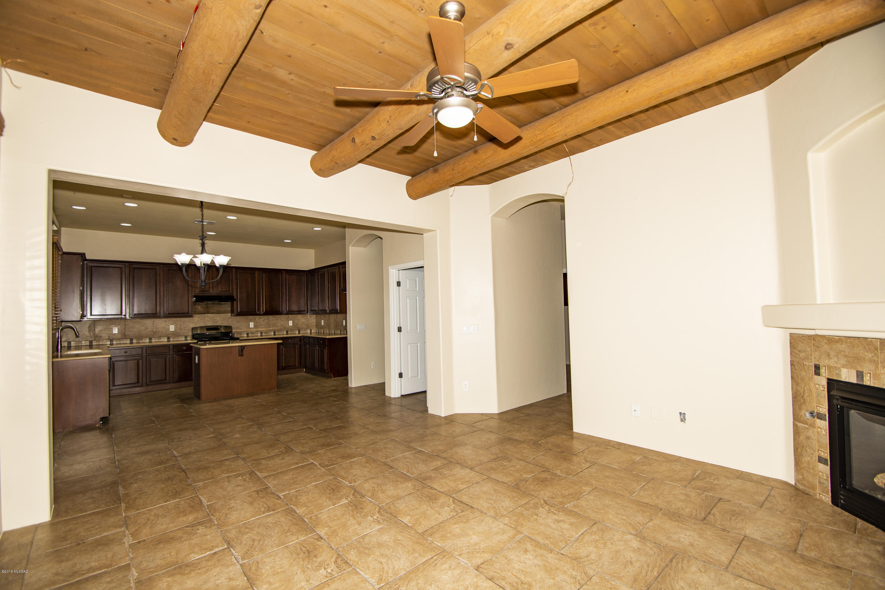 83 East Forrest Feezor Street Vail, AZ 85641 - Photo 9 of 47