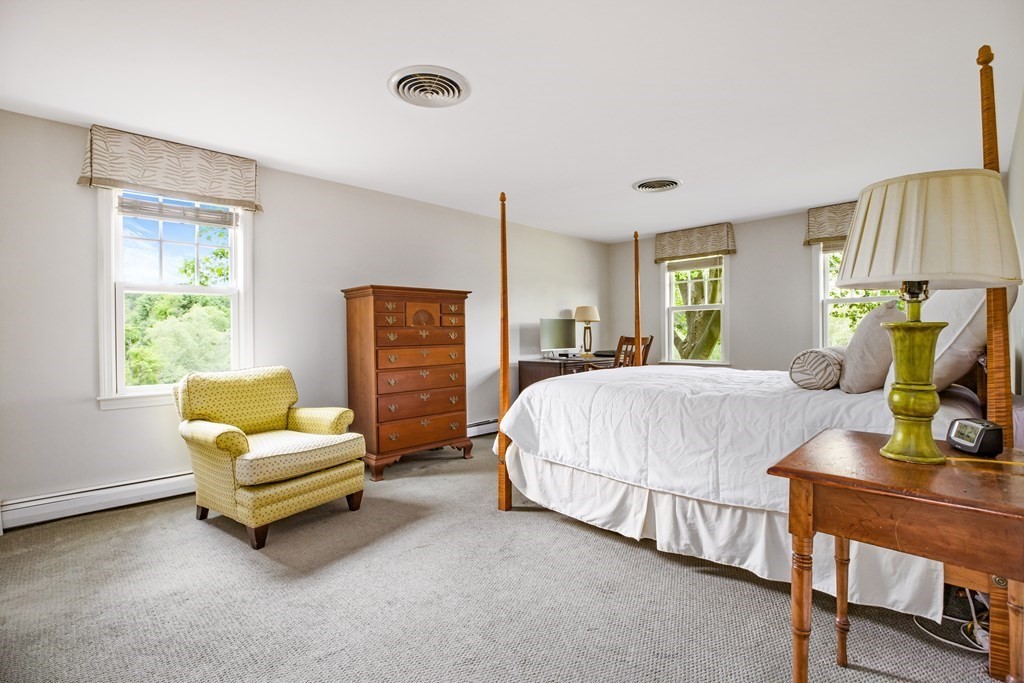 6 Berkley Circle Hingham, MA 02043 - Photo 13 of 30