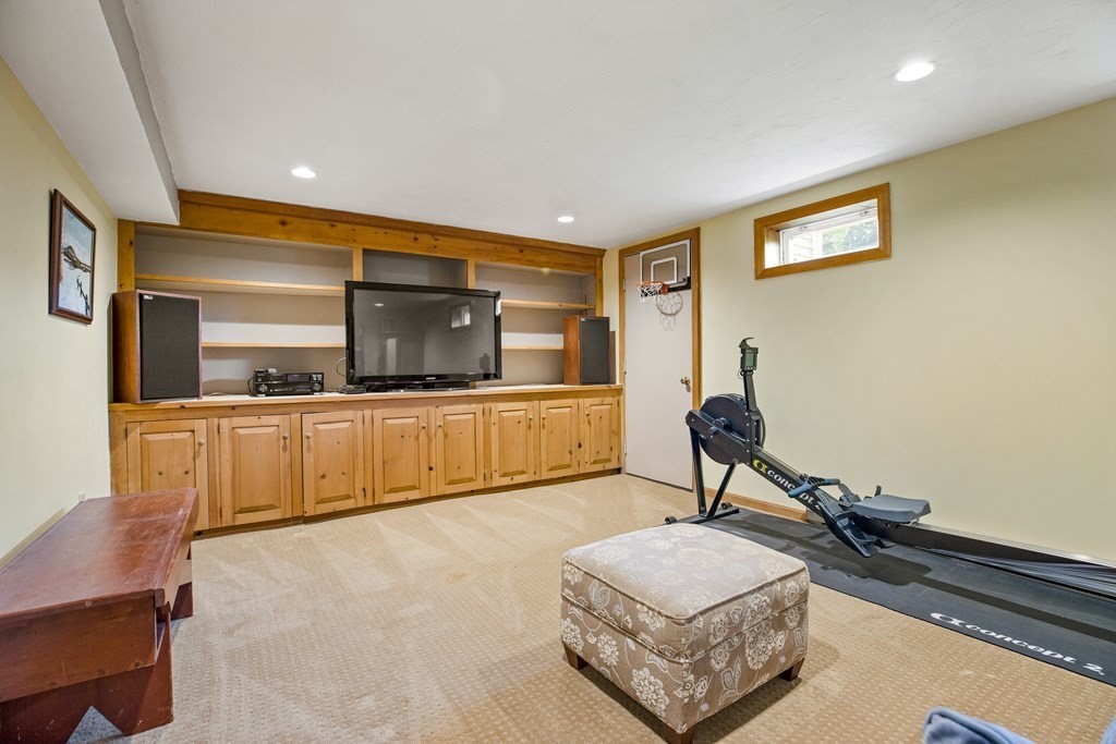 6 Berkley Circle Hingham, MA 02043 - Photo 20 of 30