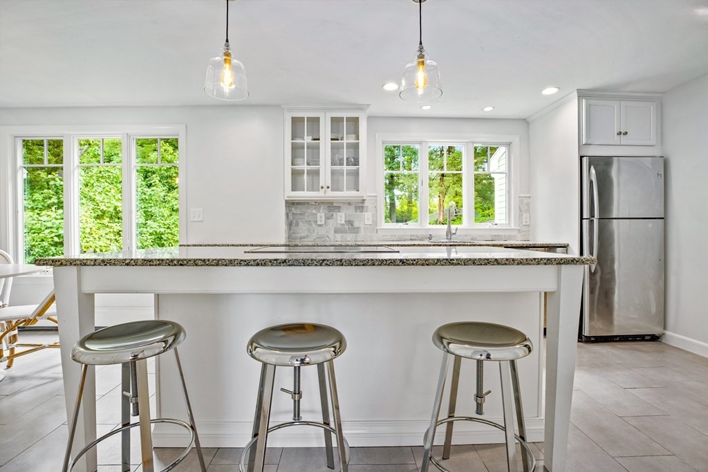 6 Berkley Circle Hingham, MA 02043 - Photo 7 of 30