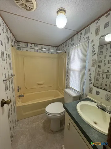 $850 | 1111 Olmos Road, Seguin, TX 78155