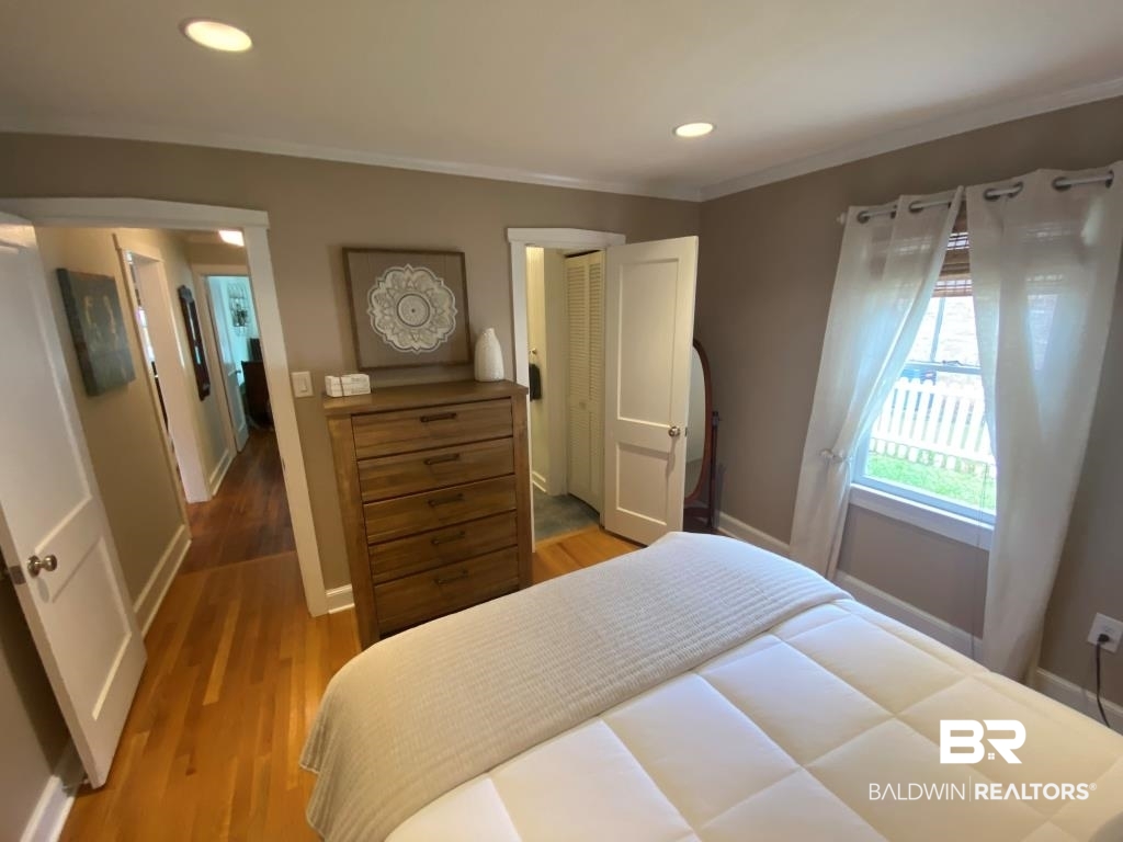 354 Azalea Street Fairhope, AL 36532 - Photo 12 of 24