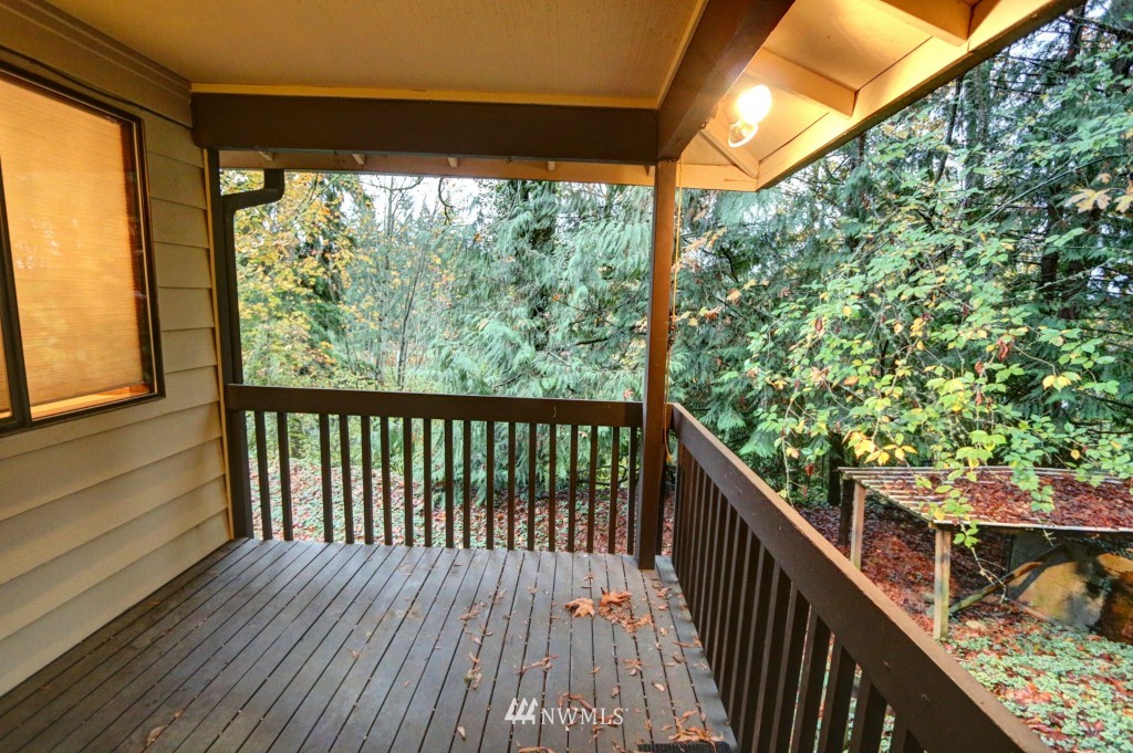 18328 Southeast Covington Sawyer Road Kent, WA 98042 - Photo 23 of 25 Gallery Image 23