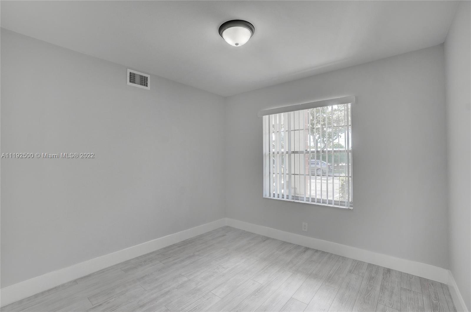 9991 Three Lakes Circle, Unit 9991 Boca Raton, FL 33428 - Photo 15 of 26 Gallery Image 15
