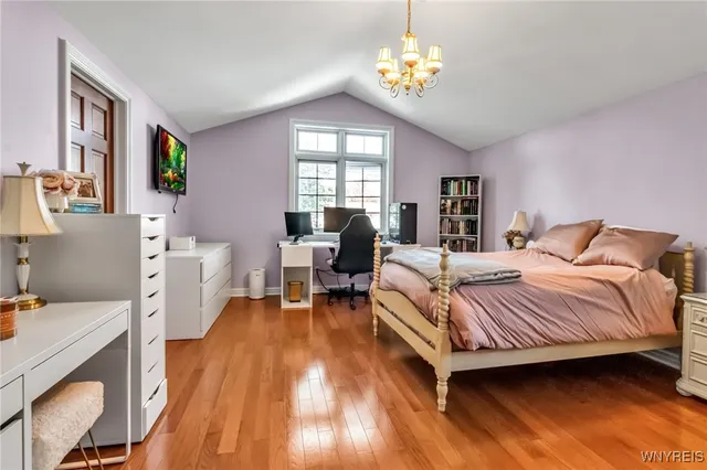 $1,290,000 | 40 Waterford Park, Amherst, NY 14221