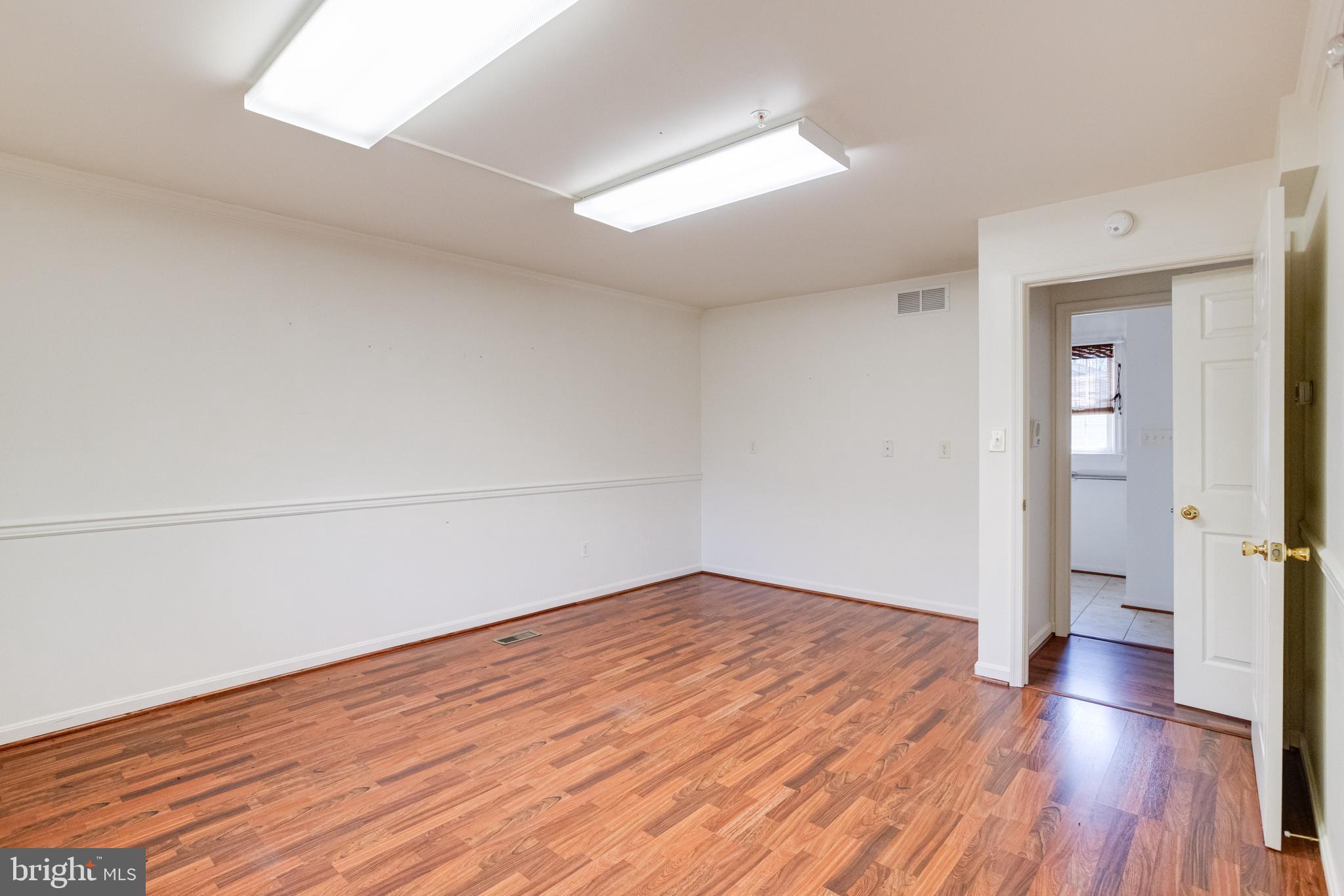 3601 Scarboro Road Street, MD 21154 - Photo 6 of 79 Gallery Image 6