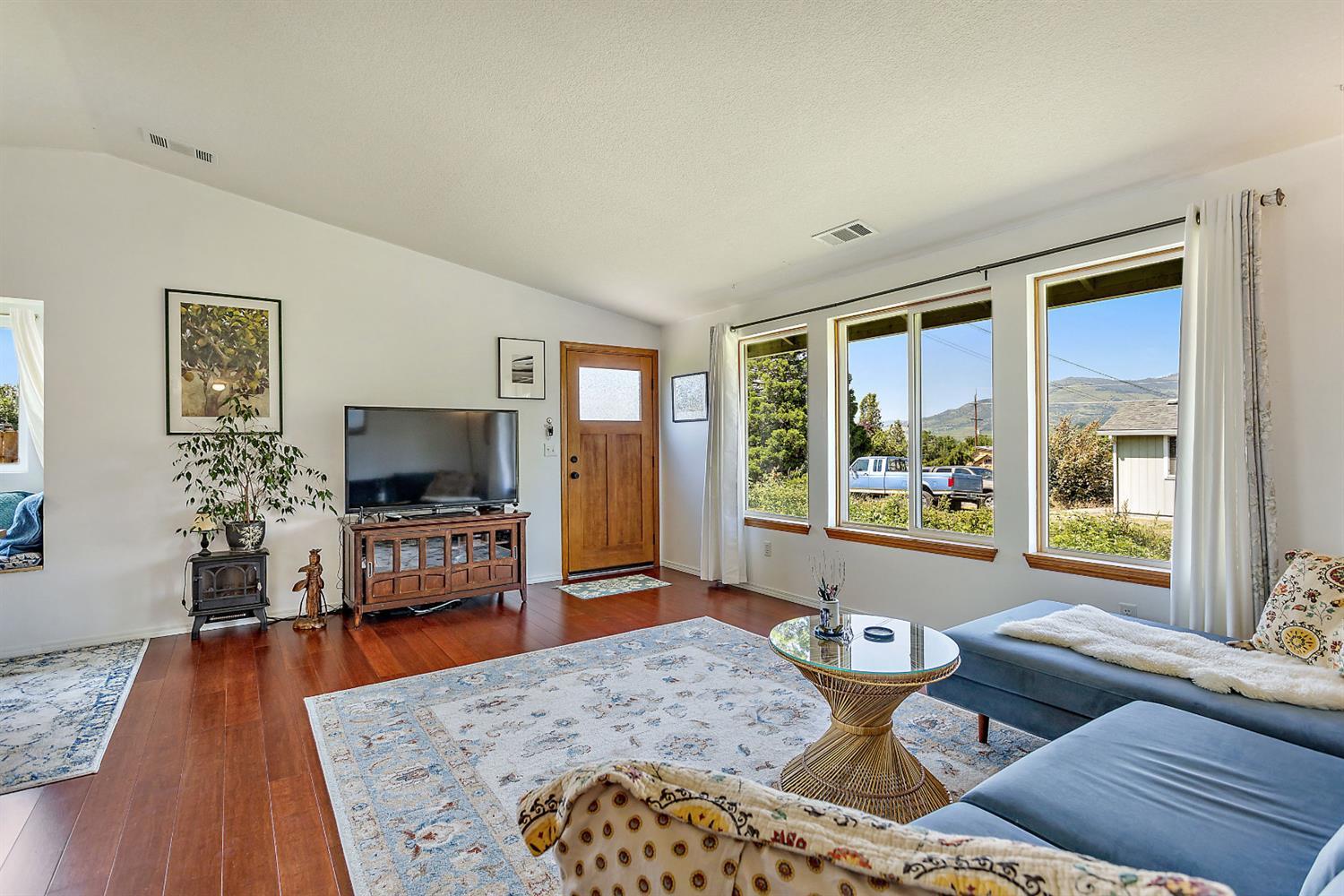 360 Belmont Road Talent, OR 97540 - Photo 6 of 30 Additional Photo