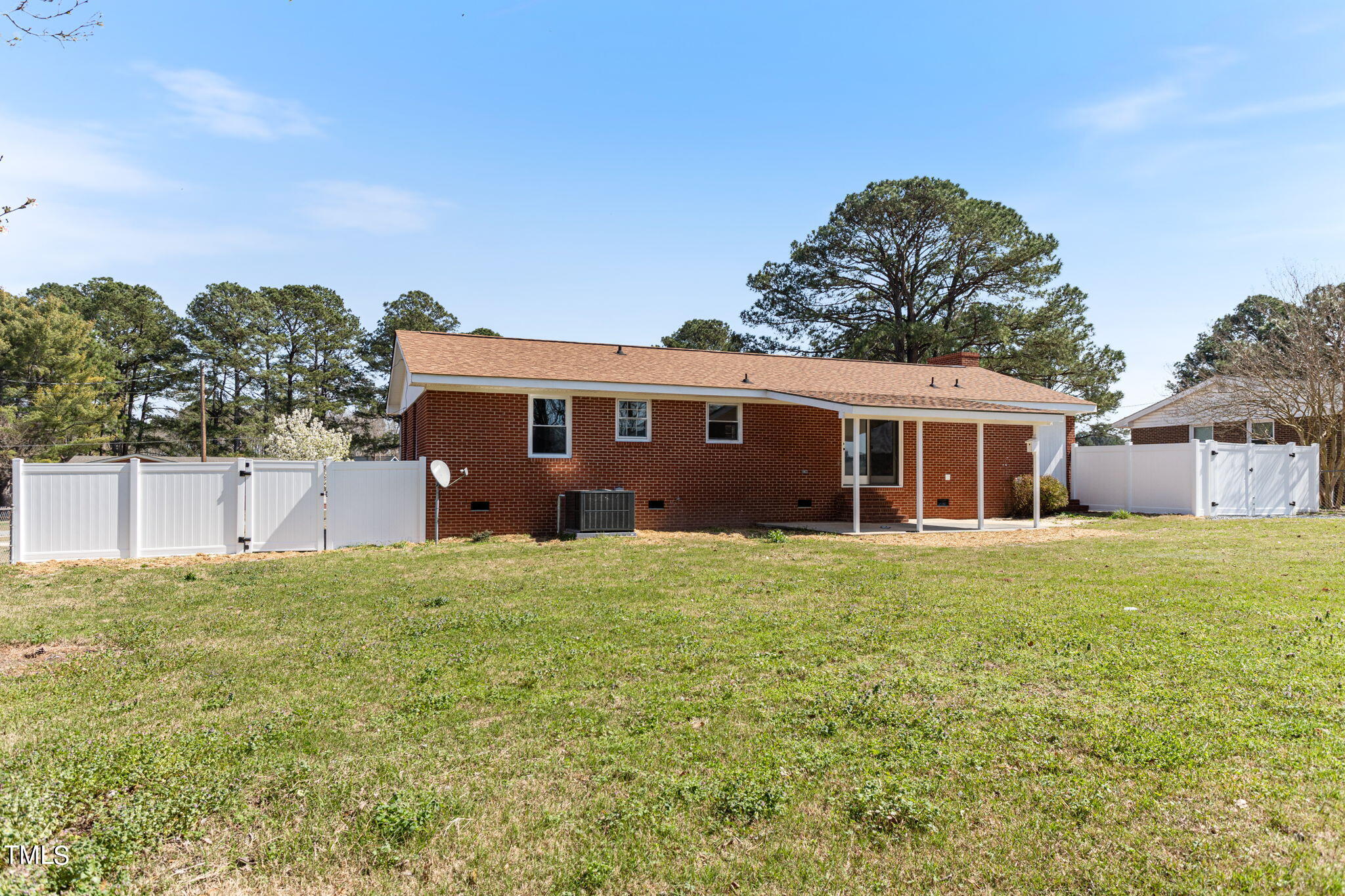 123 Quail Road Smithfield, NC 27577 - Photo 26 of 33 5-web-or-mls-123-quail-rd