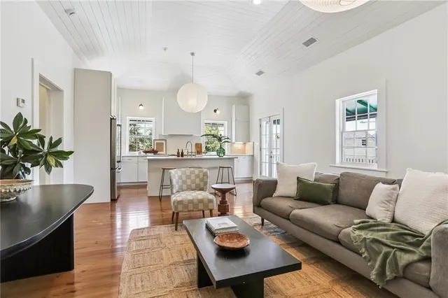 $1,345,000 | 601 Eighth Street, New Orleans, LA 70115