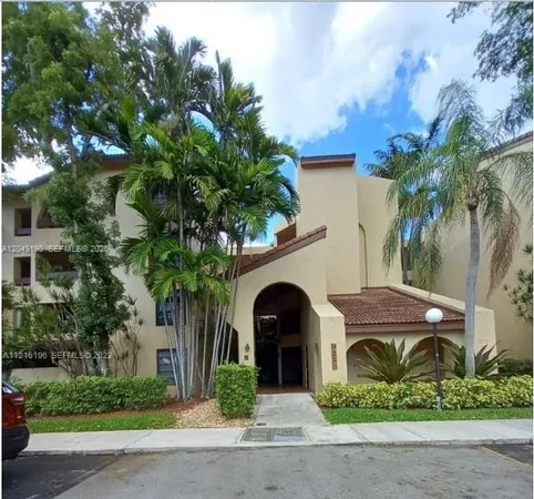 $2,100 | 9255 Southwest 125th Avenue, Unit 106R, Miami, FL 33186