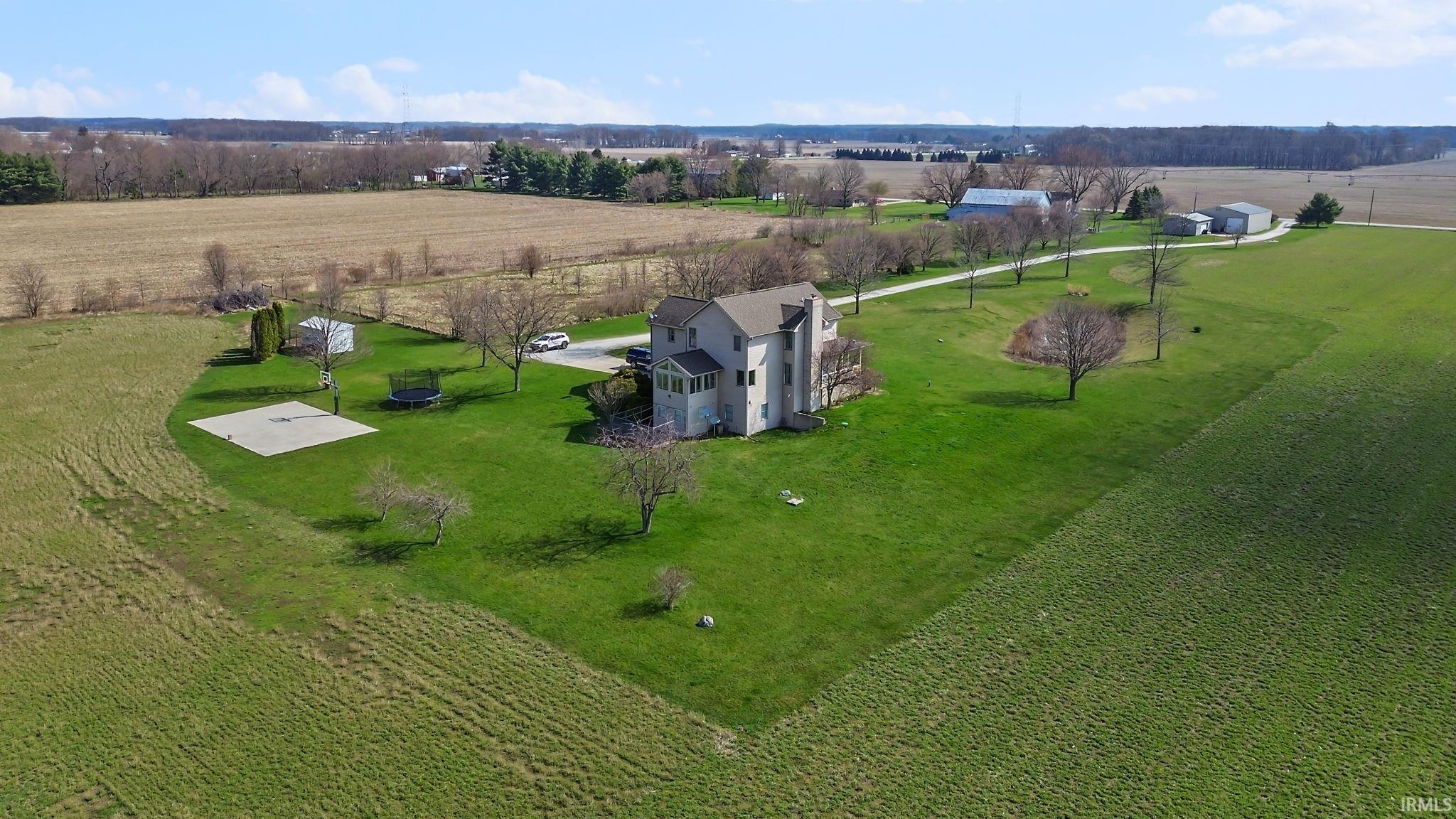 56803 Tulip Road New Carlisle, IN 46552 - Photo 4 of 13