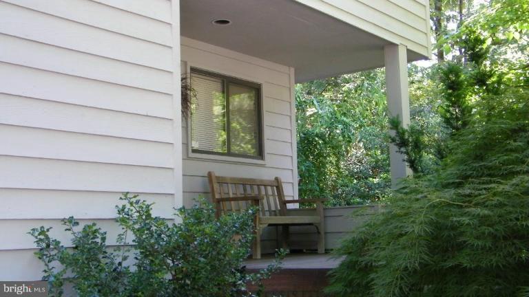 11505 Turnbridge Lane Reston, VA 20194 - Photo 19 of 22 Porch