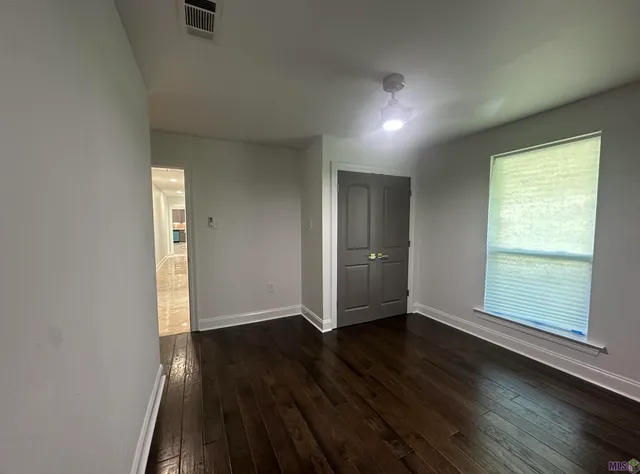 $389,000 | 444 South Locksley Drive, Baton Rouge, LA 70815