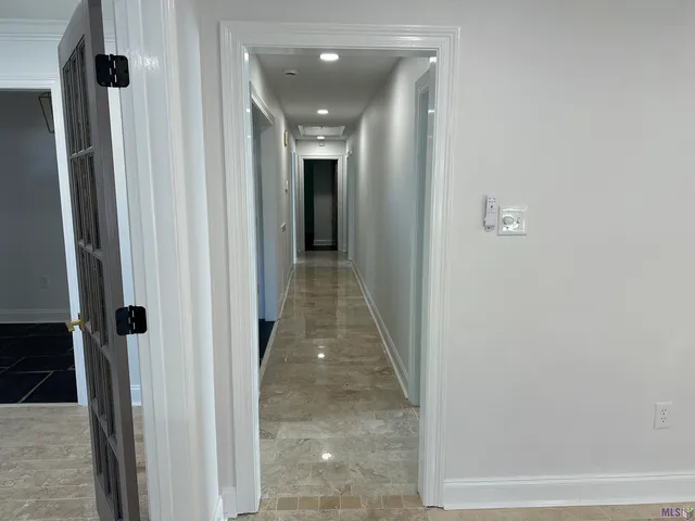 $389,000 | 444 South Locksley Drive, Baton Rouge, LA 70815