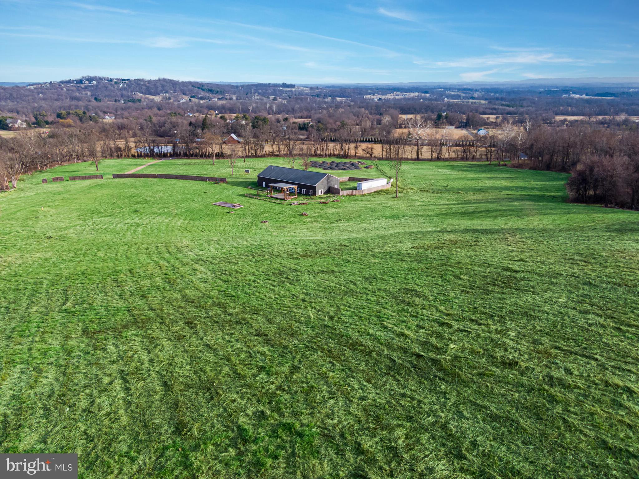 34266 Williams Gap Road Round Hill, VA 20141 - Photo 7 of 18