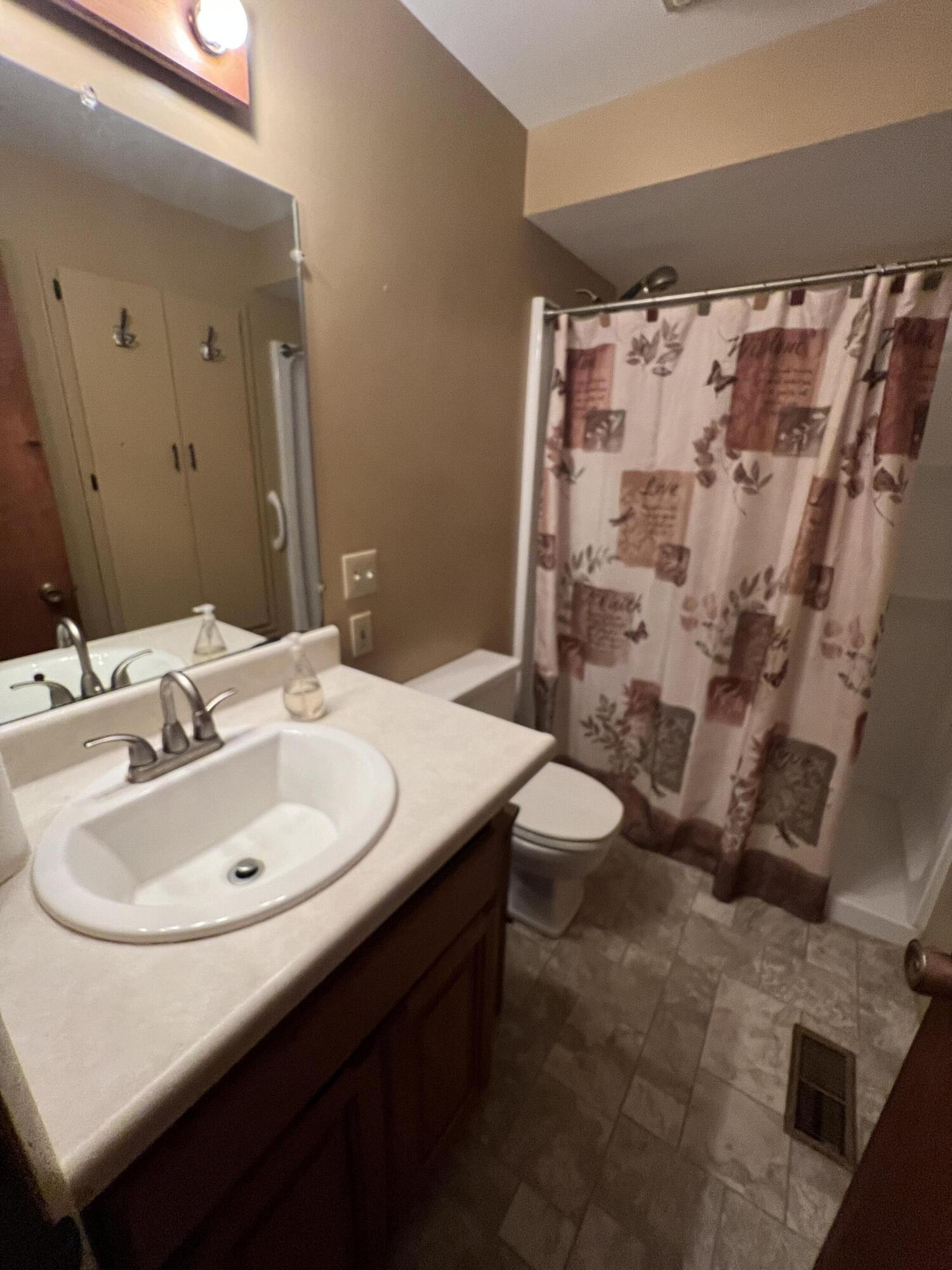 701 Spring Street Manchester, MI 48158 - Photo 13 of 43 20230725_195736834_iOS