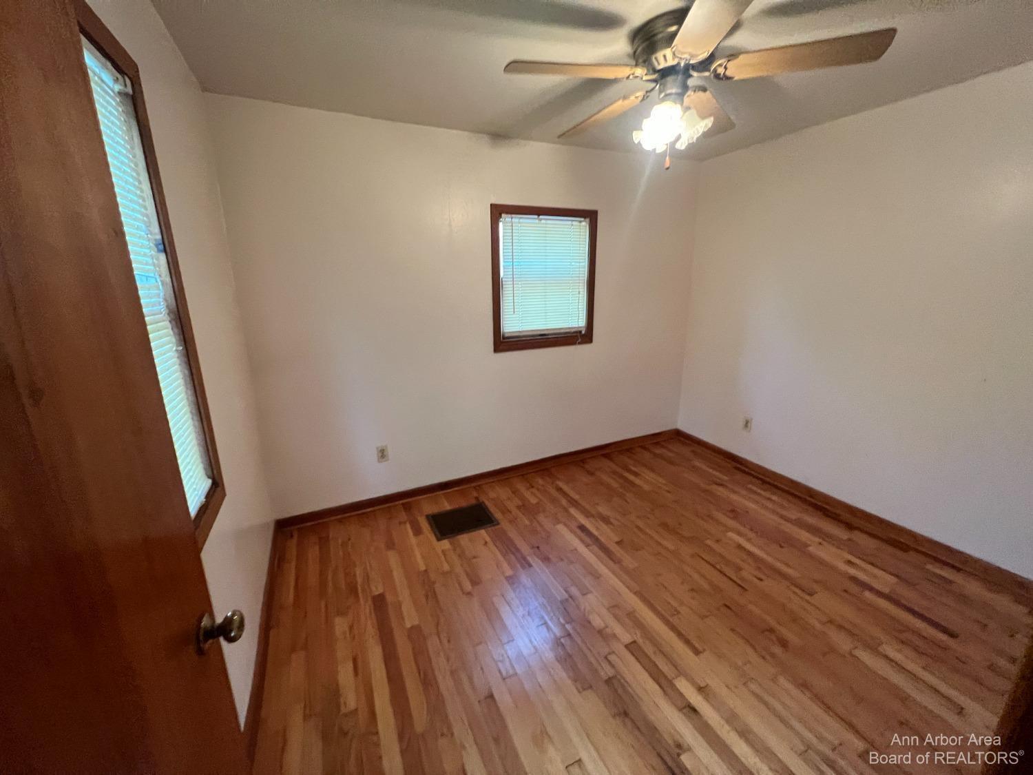 701 Spring Street Manchester, MI 48158 - Photo 17 of 43 Photo 5