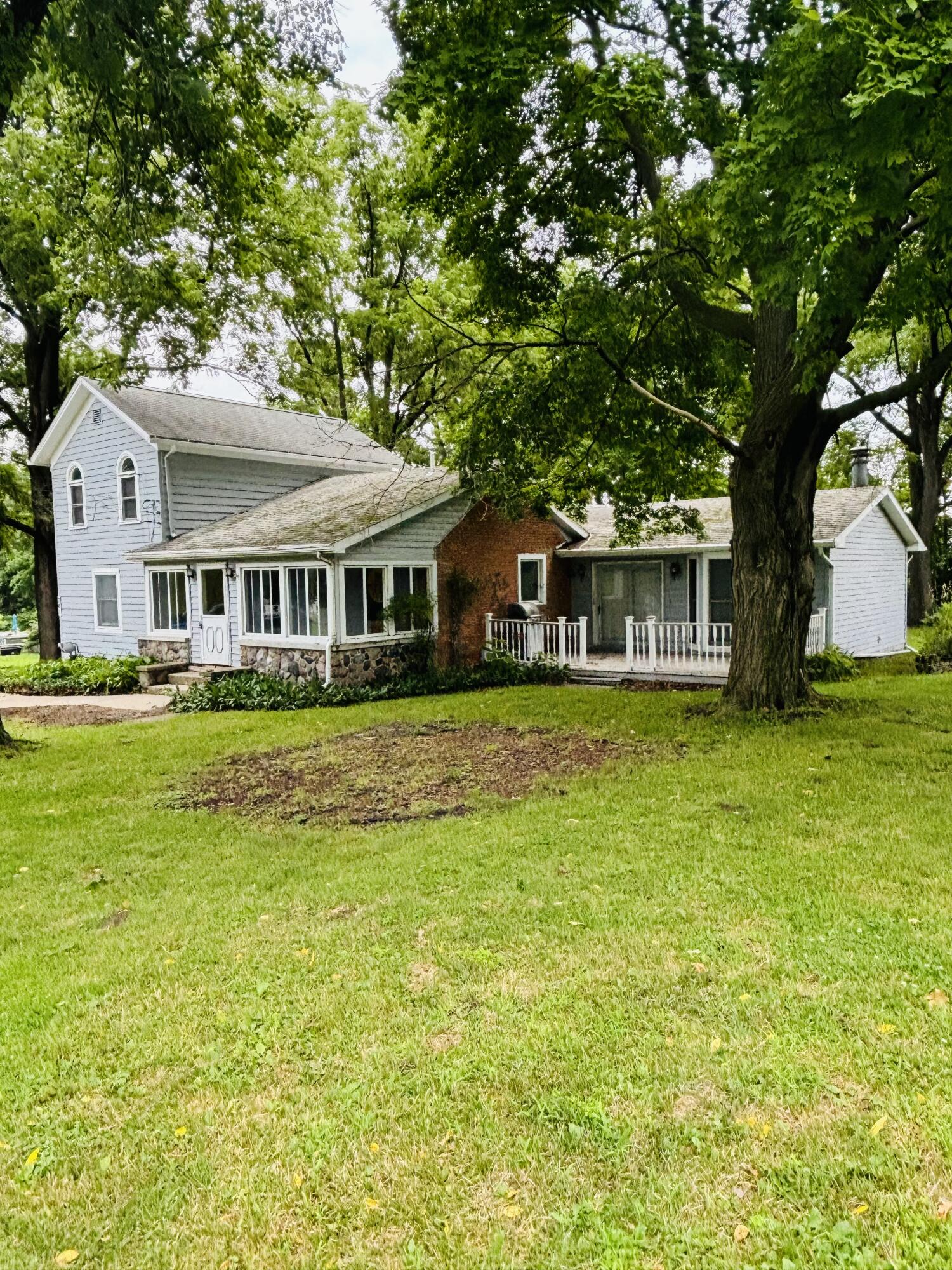 701 Spring Street Manchester, MI 48158 - Photo 6 of 43 IMG_0948