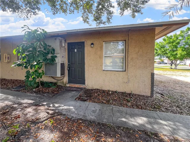 $1,099 | 13037 First Street, Unit 1, Fort Myers, FL 33905