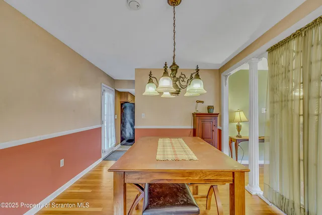 $379,000 | 118 T Rt 351, Moscow, PA 18444