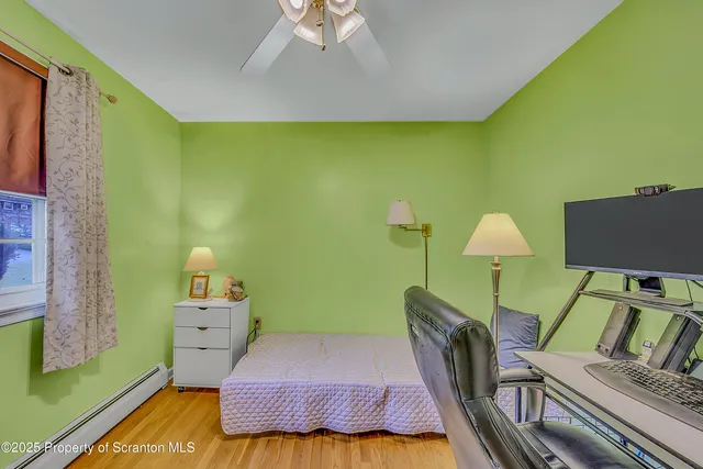 $379,000 | 118 T Rt 351, Moscow, PA 18444