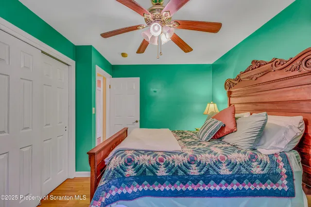 $379,000 | 118 T Rt 351, Moscow, PA 18444