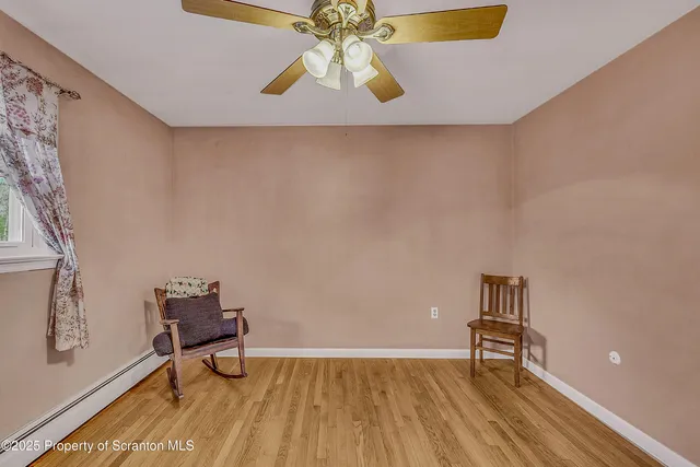 $379,000 | 118 T Rt 351, Moscow, PA 18444