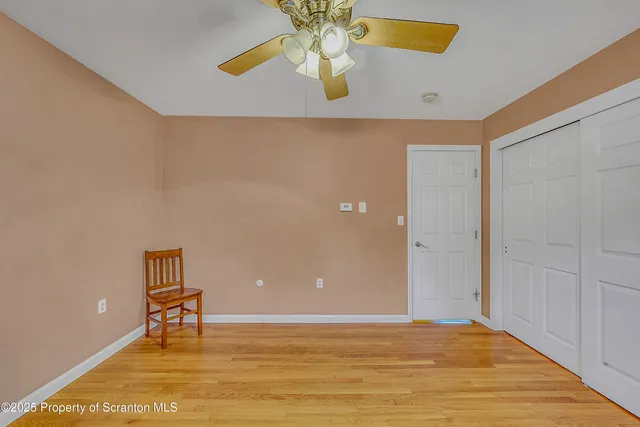 $379,000 | 118 T Rt 351, Moscow, PA 18444