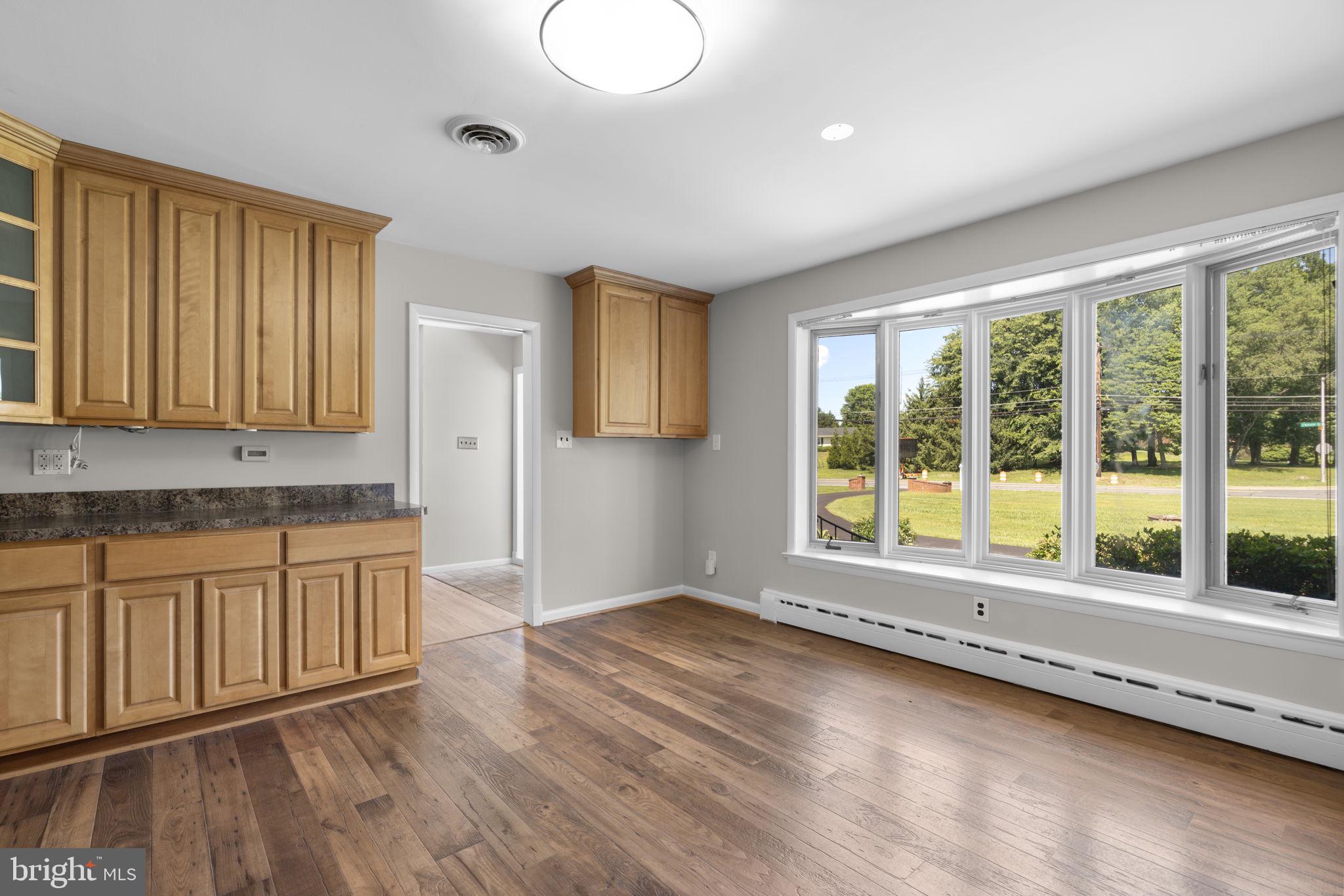 18015 Muncaster Road Rockville, MD 20855 - Photo 16 of 91
