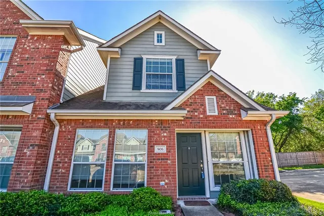 $1,800 | 1001 Krenek Tap Road, Unit 902, College Station, TX 77840