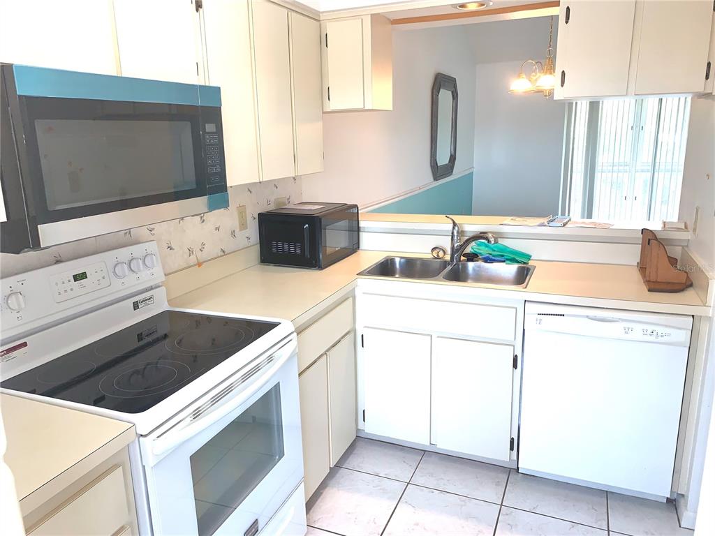 6424 Spring Flower Drive, Unit 25 New Port Richey, FL 34653 - Photo 6 of 15