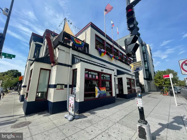 a view of a retail shop